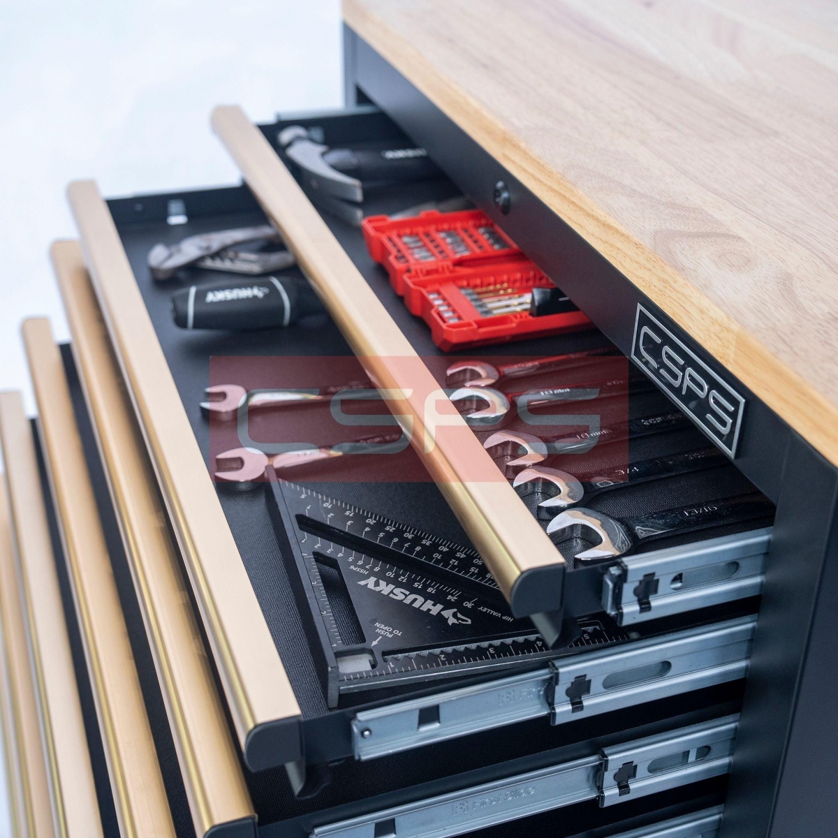 Tủ dụng cụ CSPS 76cm 07 hộc kéo tay cầm vàng mang lại lợi ích gì cho người dùng?