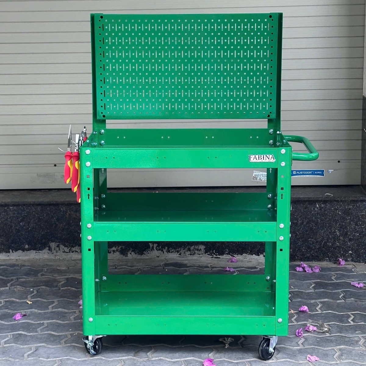 Bí quyết tạo trạm làm việc di động với xe đẩy 3 ngăn vách lưới 72cm xanh lá Fabina