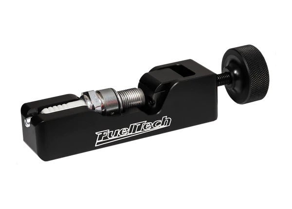 Các dụng cụ cơ khí hàng đầu cần có trong hộp dụng cụ và tủ dụng cụ của bạn