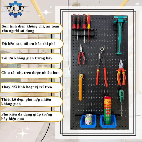 Tận dụng không gian với tấm lưới pegboard treo dụng cụ