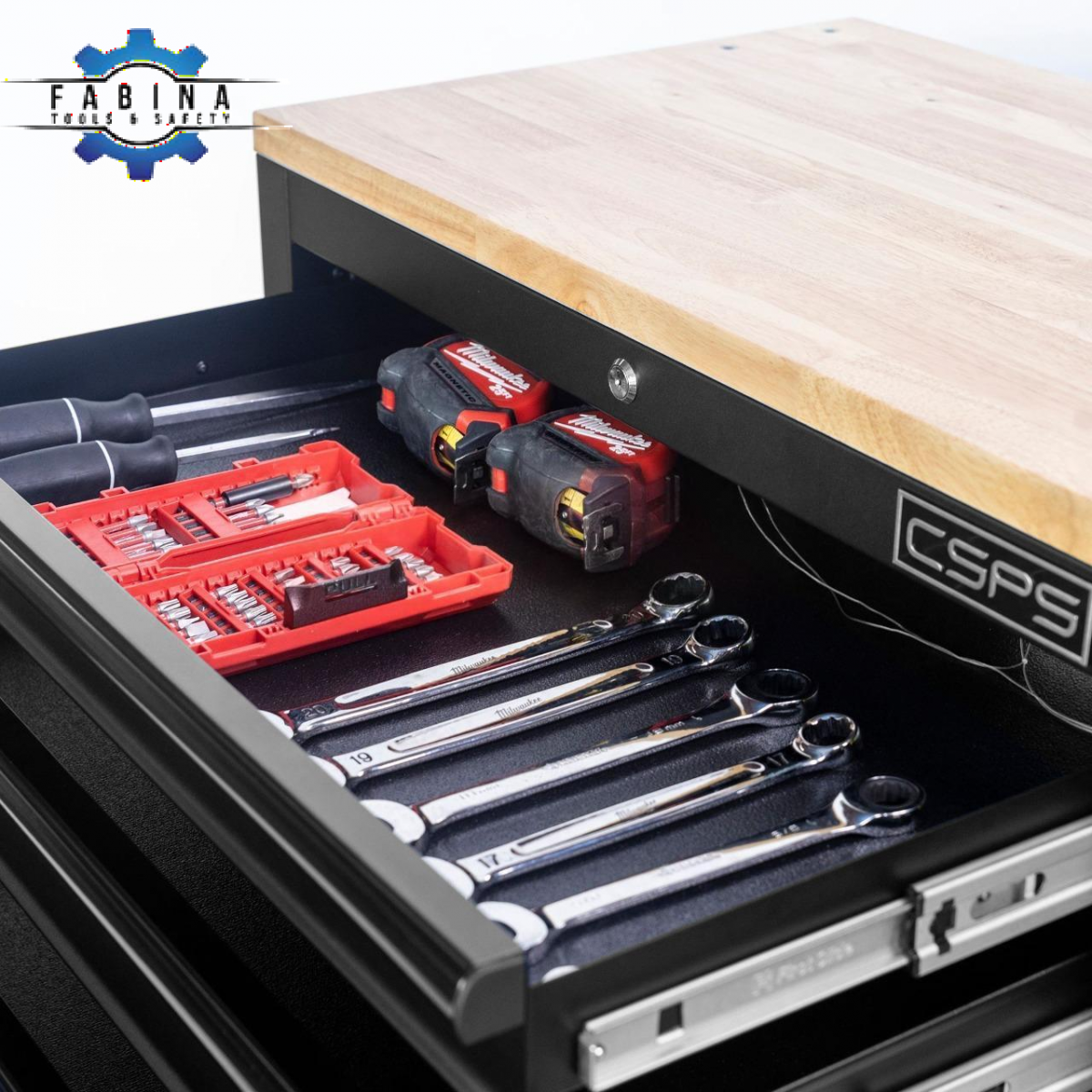 Biến tiệm nhỏ thành Garage chuyên nghiệp chỉ với một chiếc tủ đồ nghề sửa xe máy