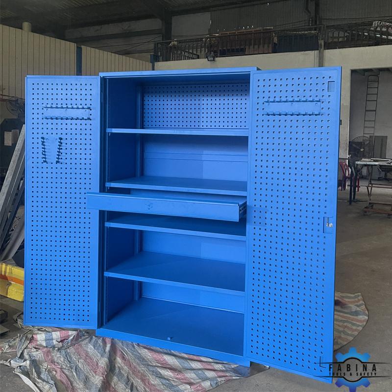 Tủ Đồ Nghề 2 Cánh 5 Ngăn Có Đủ Sức Chứa Cho Xưởng Sửa Xe Chuyên Nghiệp?