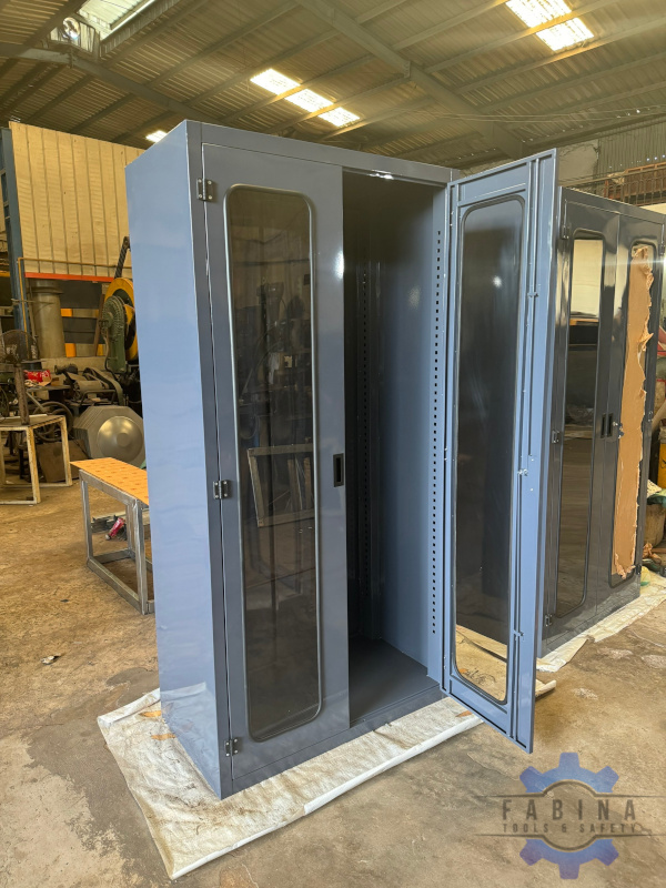 Gia Công Tủ Thép Theo Yêu Cầu