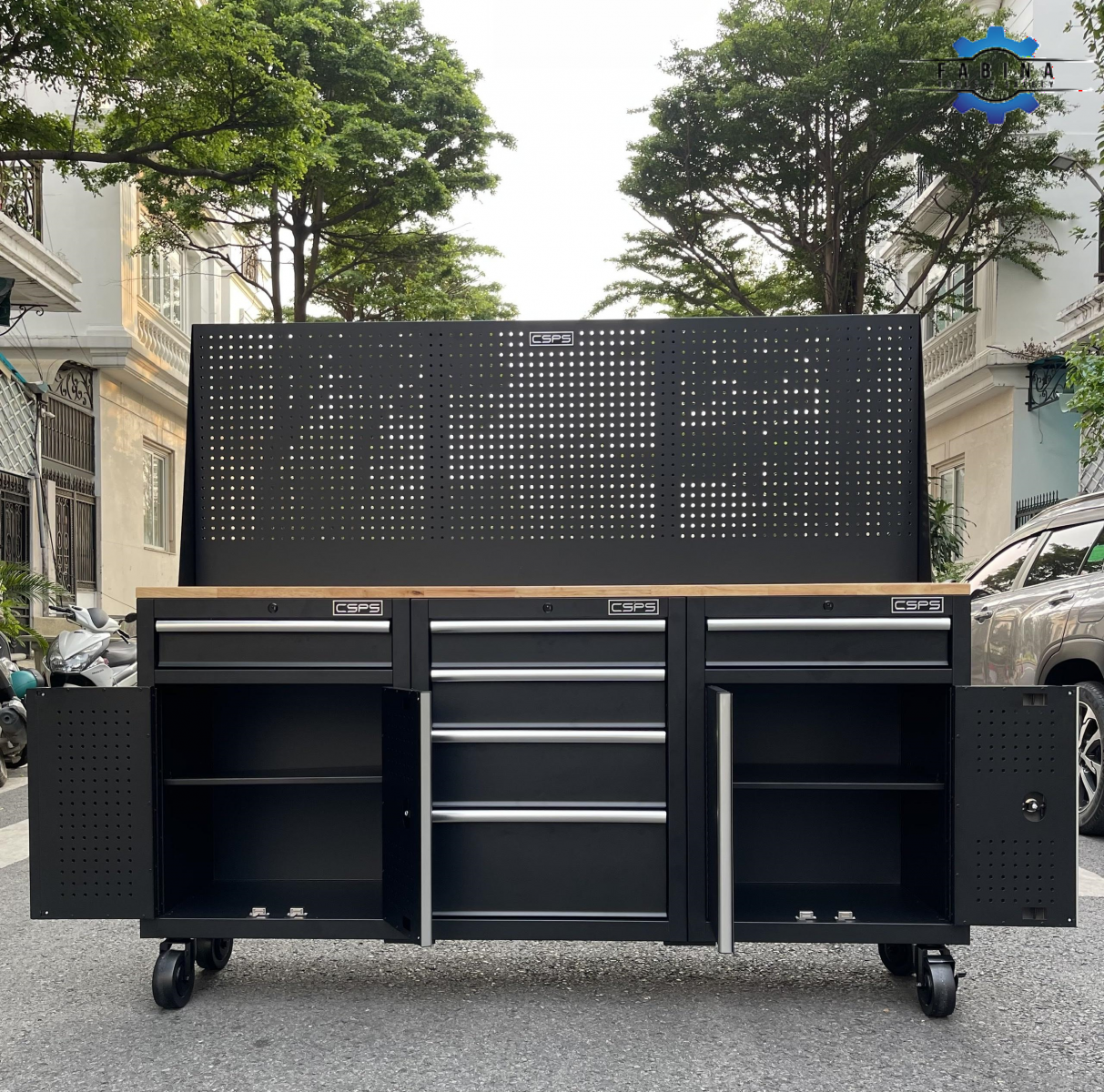 Tủ đựng dụng cụ nào giúp tối ưu không gian và nâng tầm sự chuyên nghiệp cho khu vực làm việc?