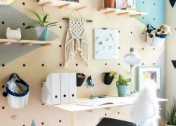 10+ Ý Tưởng Trang Trí Sáng Tạo Với Vách Lưới Pegboard