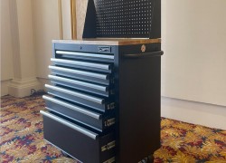 7 kiểu tủ đựng đồ nghề sửa chữa đang được thợ săn lùng nhất 2025