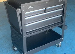 Vì Sao Tủ Dụng Cụ Cơ Khí FABINA Được Đánh Giá Cao Về Độ Thực Dụng