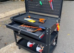 Xe Đẩy Dụng Cụ Fabina Giải Pháp Di Động Tối Ưu Cho Xưởng Làm Việc Hiện Đại